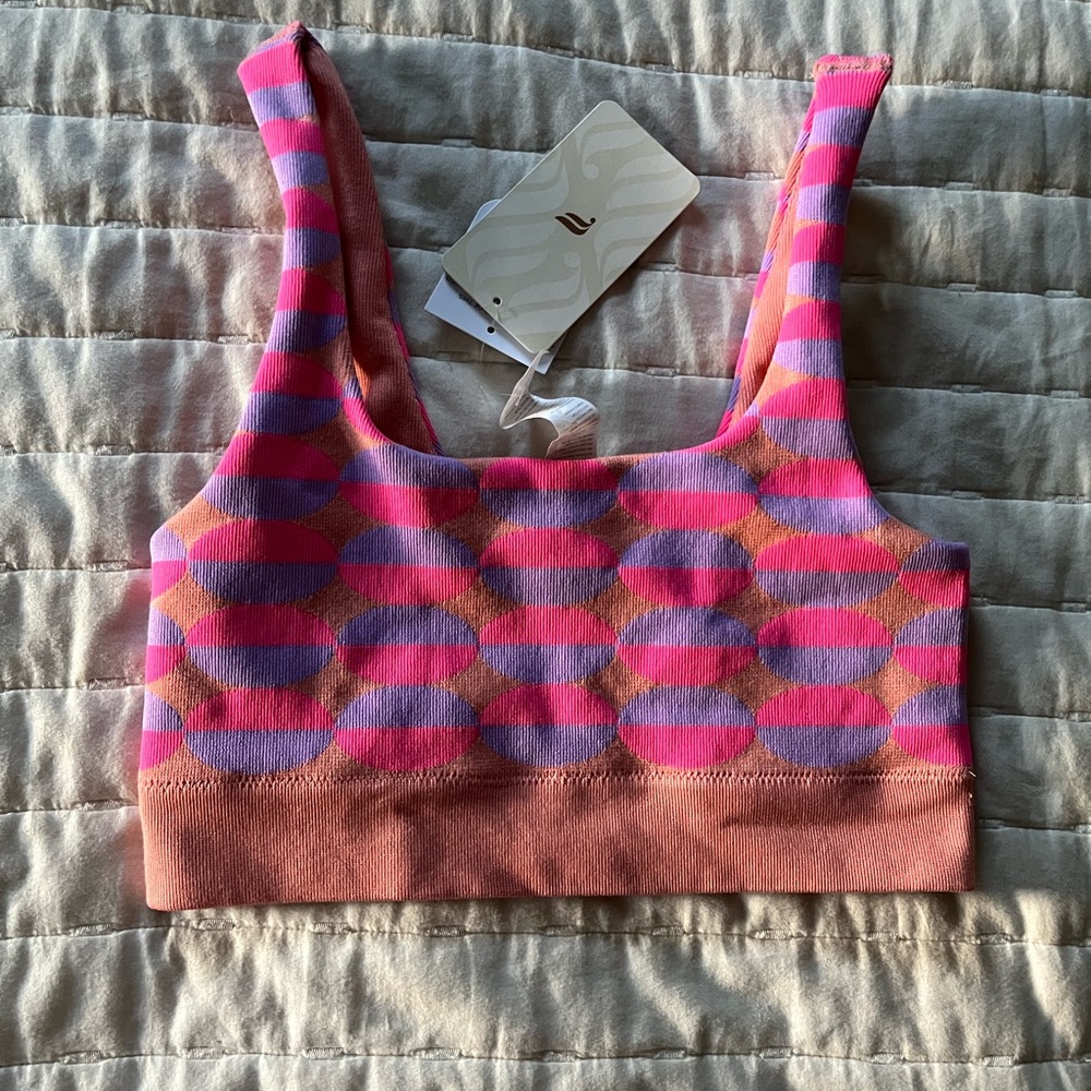 NWT Dottie Geo Seamless Bra size M